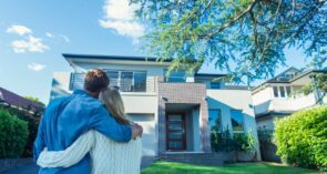 Should You Take First Offer On House